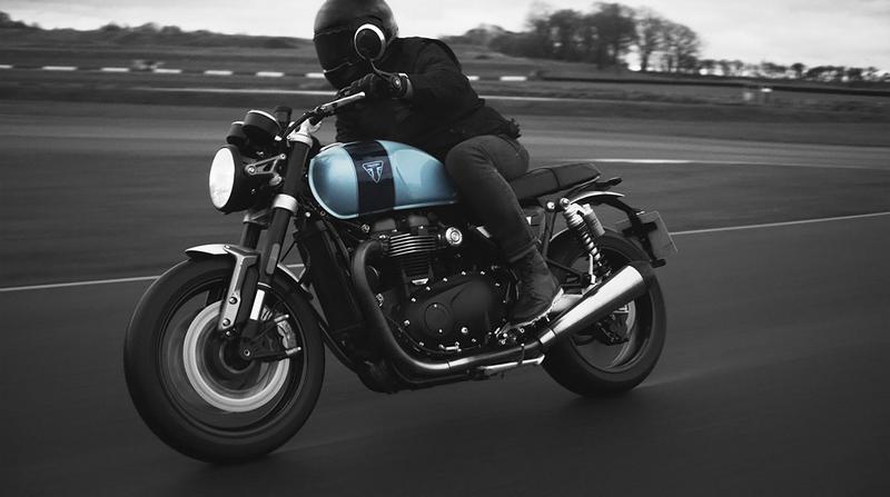 Triumph Street Twin 900 2025