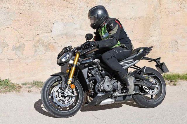 Triumph Street Triple 2025